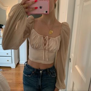 Sheer puff sleeve crop